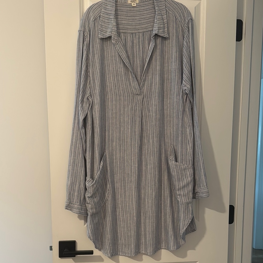 Striped Long Sleeve Tunic with Pockets NWOT